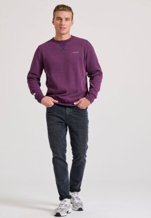 Slim fit τζιν παντελόνι με ελαφρύ ξεθώριασμα